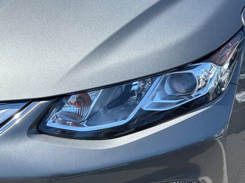 Used 2017 Chevrolet Volt LT FWD image 48