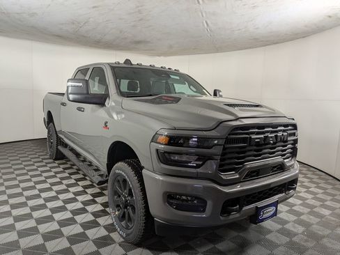 New 2026 RAM 2500 Tradesman AWD/4WD image 5