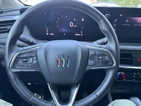Used 2025 Buick Encore GX Preferred image 27