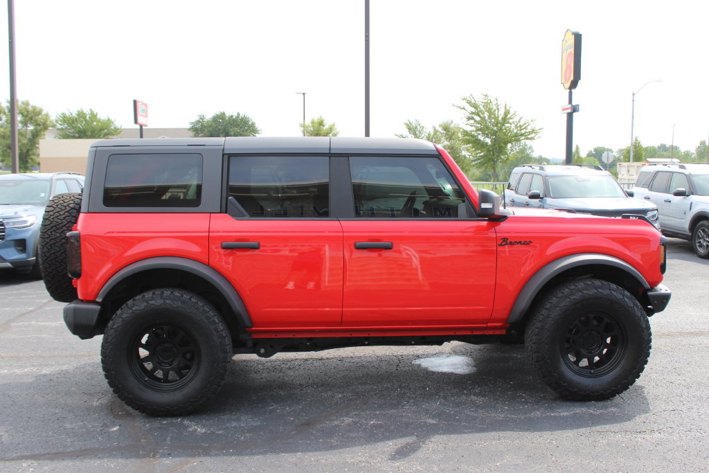 Used 2023 Ford Bronco Wildtrak AWD/4WD image 6