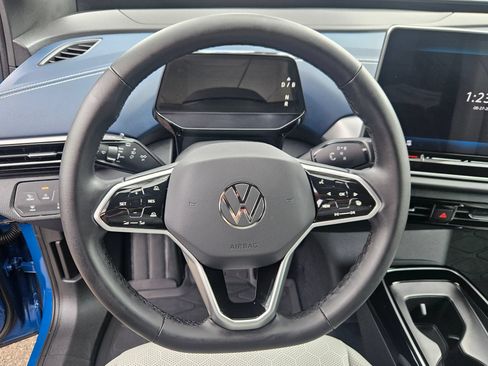 Used 2025 Volkswagen ID.4 Pro S RWD image 14