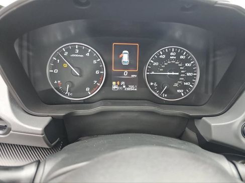 Used 2024 Subaru Crosstrek 2.0i Premium image 6