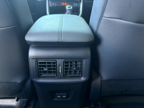 Used 2025 Toyota RAV4 XLE Premium AWD/4WD image 28