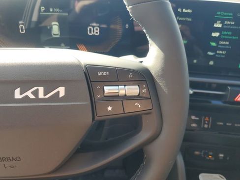 New 2026 Kia Sportage EX image 17