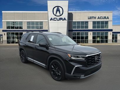 Used 2025 Honda Pilot Elite