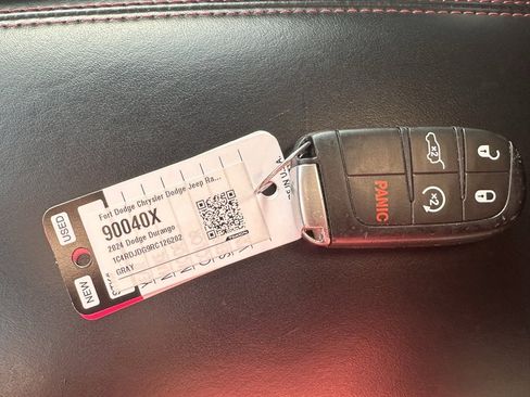 Used 2024 Dodge Durango GT image 38