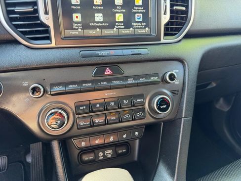 Used 2017 Kia Sportage EX w/ EX Technology Package FWD image 46