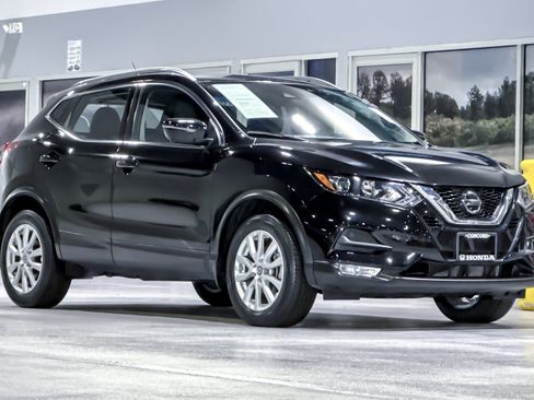 Used 2022 Nissan Rogue Sport SV w/ Technology Package AWD/4WD image 6
