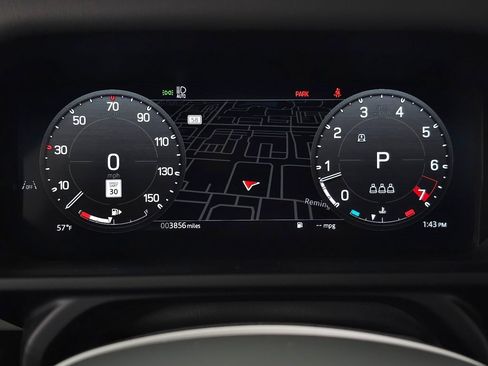 Used 2025 Land Rover Defender 110 S image 22