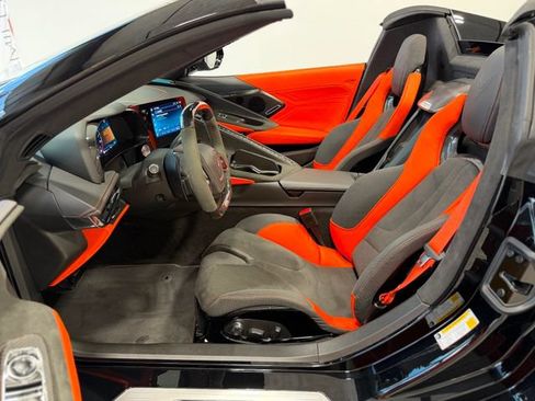 Used 2025 Chevrolet Corvette Z06 w/ Z07 Performance Package RWD image 37