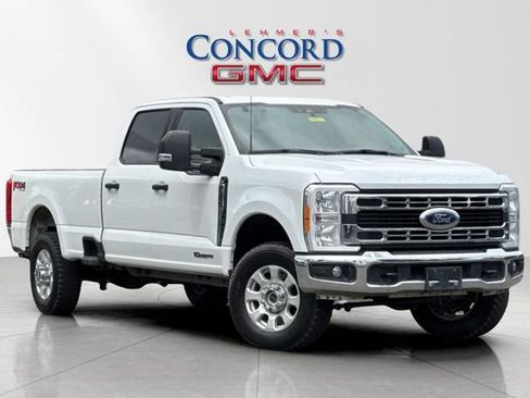 Used 2023 Ford F350 XLT w/ FX4 Off-Road Package AWD/4WD image 1