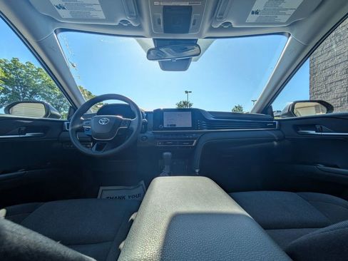 Used 2025 Toyota Camry LE FWD image 26