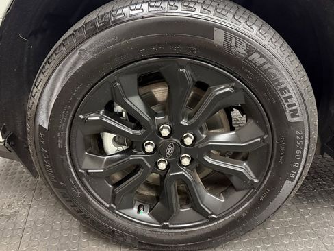 Used 2024 Ford Maverick XLT w/ XLT Luxury Package image 13