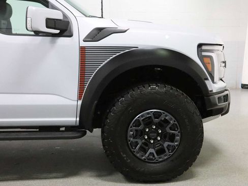 Used 2025 Ford F150 Raptor w/ Equipment Group 803A Raptor R AWD/4WD image 11