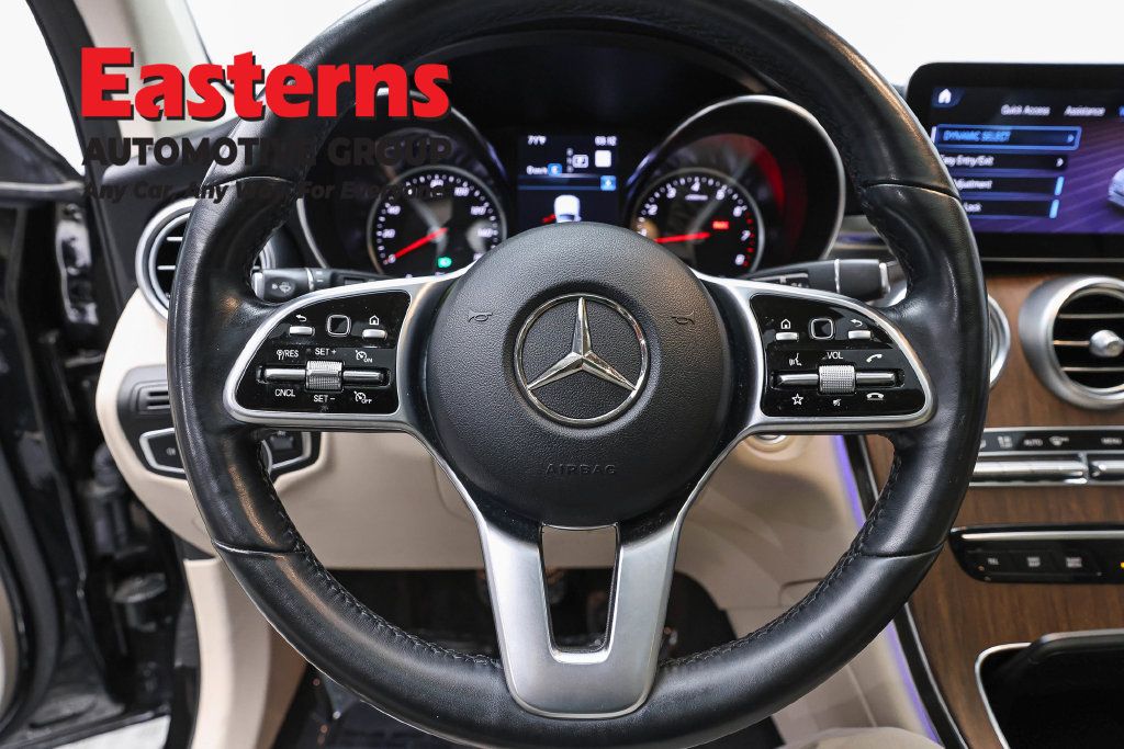 Used 2022 Mercedes-Benz GLC 300 4MATIC w/ Multimedia Package Lite image 12