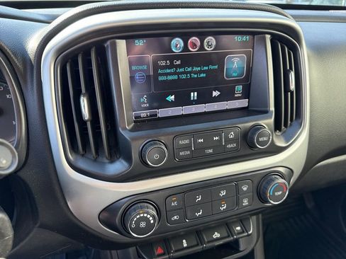 Used 2015 Chevrolet Colorado LT image 23