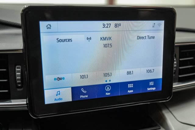 Used 2021 Ford Explorer XLT w/ Equipment Group 202A AWD/4WD image 35