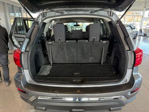 Used 2020 Nissan Pathfinder S image 22
