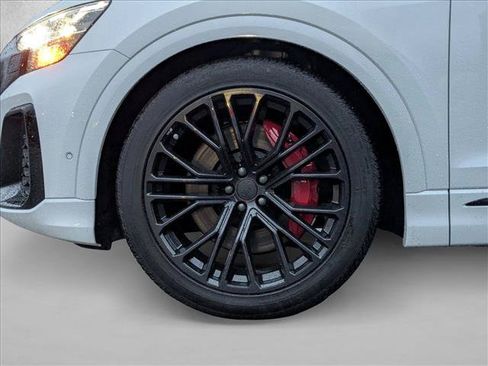 New 2026 Audi SQ8 Prestige AWD/4WD image 10
