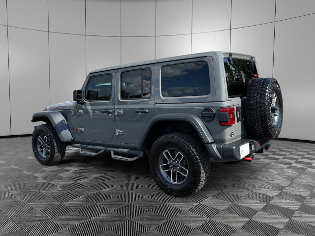 Used 2021 Jeep Wrangler Unlimited Rubicon AWD/4WD image 3