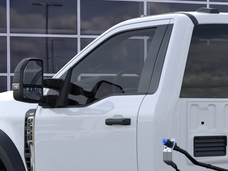 New 2025 Ford F550 4x4 Regular Cab Super Duty w/ XLT Value Package image 20