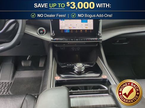 Used 2024 Jeep Wagoneer L Series II w/ Flexible Seating Group image 20