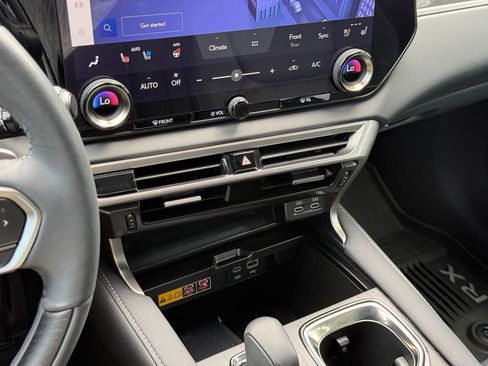 Certified 2024 Lexus RX 350 w/ Accessory Package (K3) AWD/4WD image 38