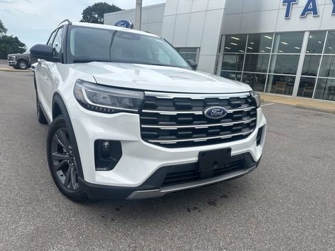 New 2026 Ford Explorer Active w/ Active Comfort Package AWD/4WD image 5