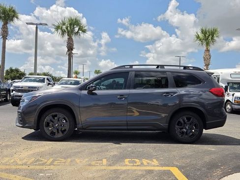 Used 2023 Subaru Ascent Onyx Edition Limited AWD/4WD image 3