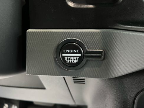 Used 2023 Ford Bronco Black Diamond image 21