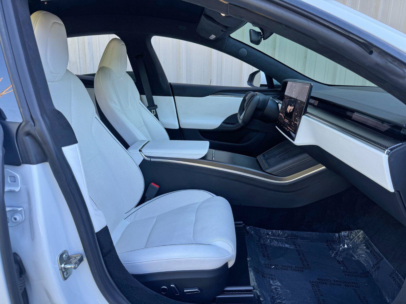 Used 2022 Tesla Model S Plaid AWD/4WD image 16