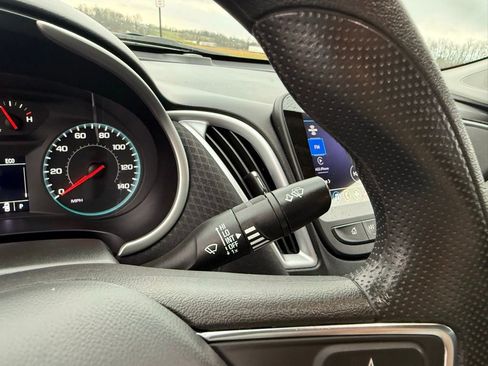 Used 2024 Chevrolet Malibu LT image 34