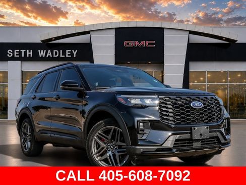 Used 2025 Ford Explorer ST-Line w/ ST-Line Street Pack AWD/4WD image 1