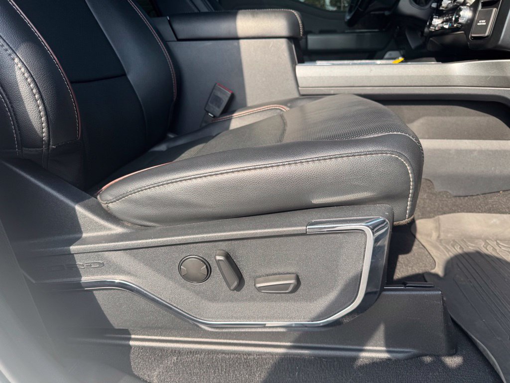 Certified 2023 Ford F250 Lariat w/ Lariat Ultimate Package AWD/4WD image 18