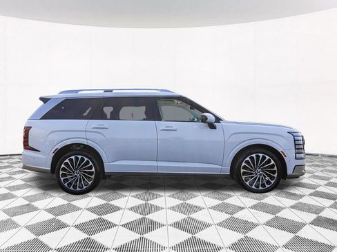 Used 2026 Hyundai Palisade Calligraphy FWD image 11