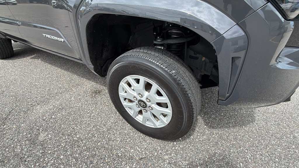 Used 2024 Toyota Tacoma SR5 RWD image 10