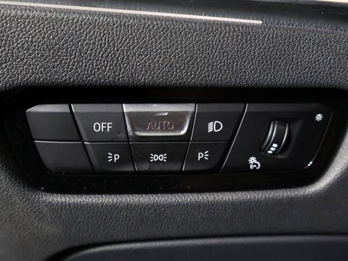 Used 2023 BMW M3 image 42