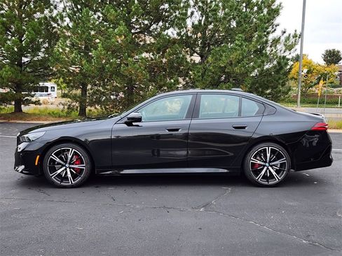 Certified 2025 BMW 530i xDrive w/ M Sport Package image 2