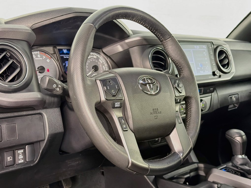 Used 2022 Toyota Tacoma TRD Sport w/ Technology Package AWD/4WD image 38