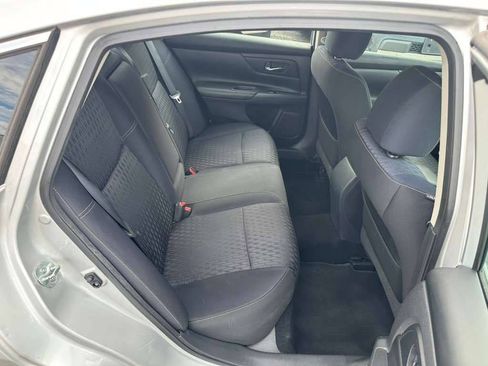 Used 2017 Nissan Altima 2.5 S w/ Power Driver Seat Package FWD image 22