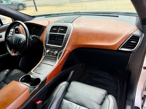 Used 2016 Lincoln MKX Black Label w/ Technology Package AWD/4WD image 22