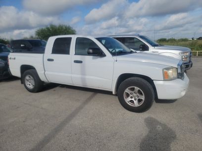 Used 2006 Dodge Dakota SLT w/ Trailer Tow Group