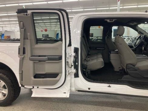 Used 2019 Ford F150 XLT AWD/4WD image 31