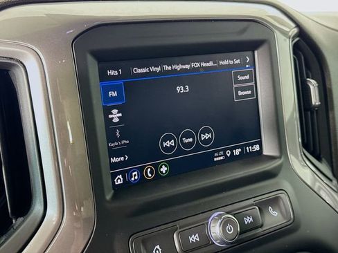 Used 2022 Chevrolet Silverado 1500 Custom image 17