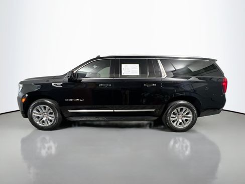 Used 2024 GMC Yukon XL Denali AWD/4WD image 9