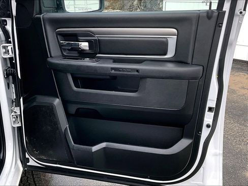 Used 2024 RAM 1500 Classic Warlock AWD/4WD image 12