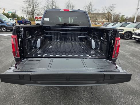 New 2026 Ford F150 XLT w/ XLT Black Appearance Package image 9
