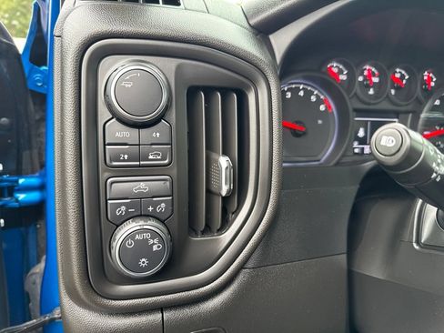 Used 2024 Chevrolet Silverado 1500 Custom AWD/4WD image 25