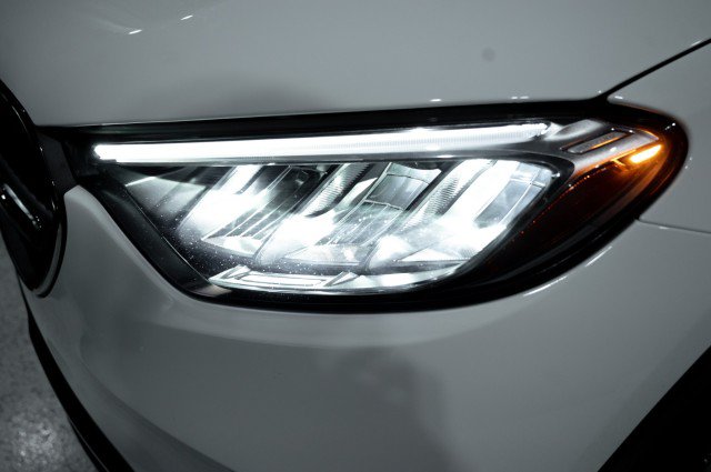 Certified 2026 Mercedes-Benz GLC 300 image 8