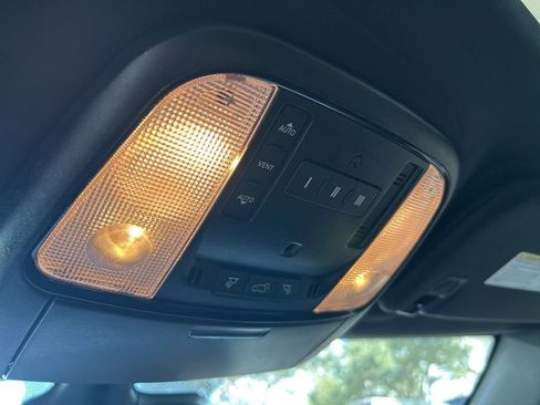 Used 2023 Dodge Durango R/T image 47